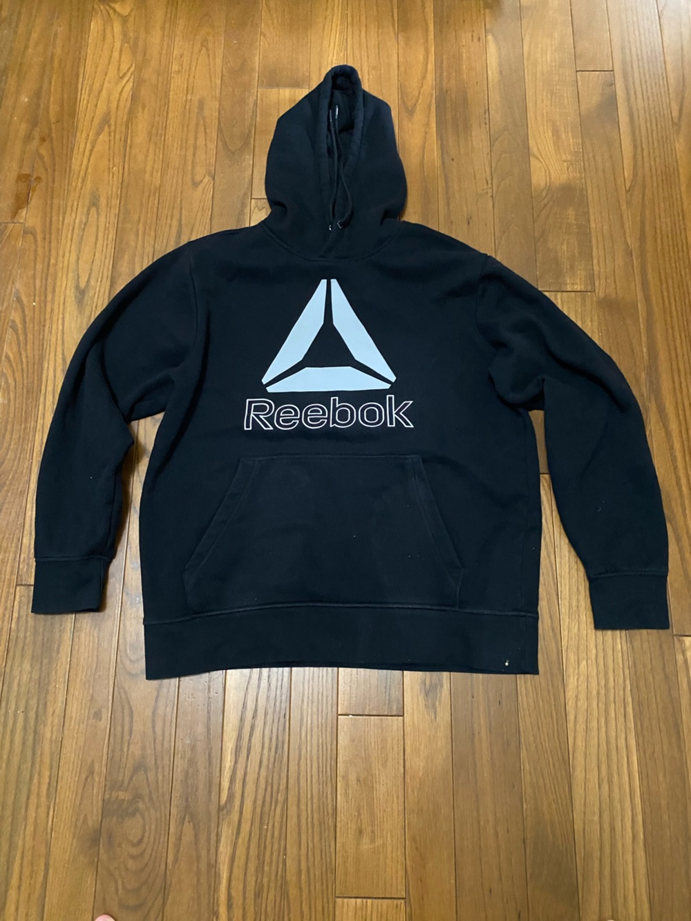 Reebok Men’s Black Pullover Hoodie Size Large Good Condition